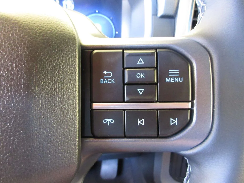 New 2026 Agate Black Metallic Ford XLT image 17