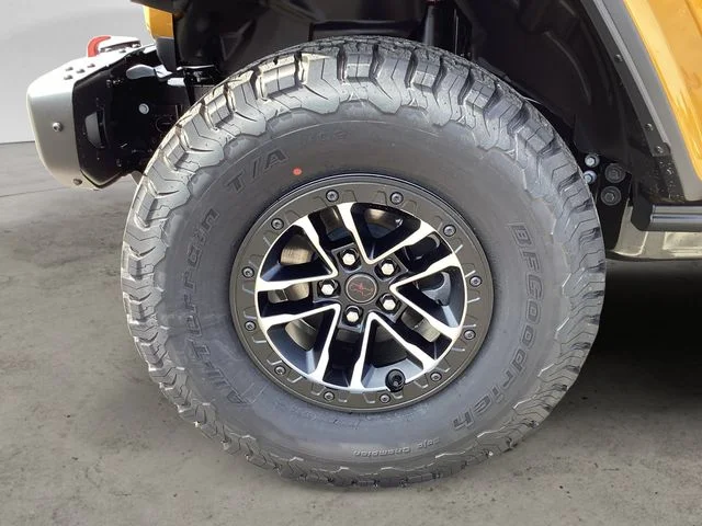 New 2026 Goldilocks Jeep 4-DOOR RUBICON X image 15
