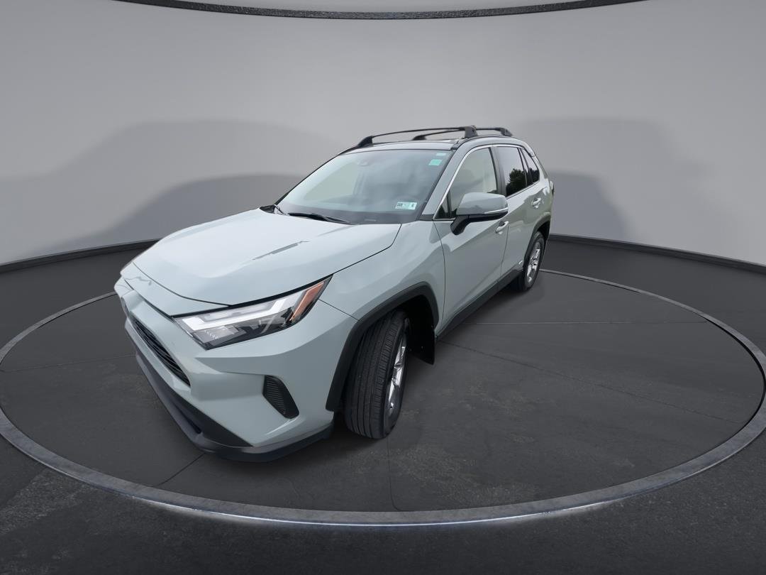 Used 2022 Lunar Rock Toyota XLE image 4