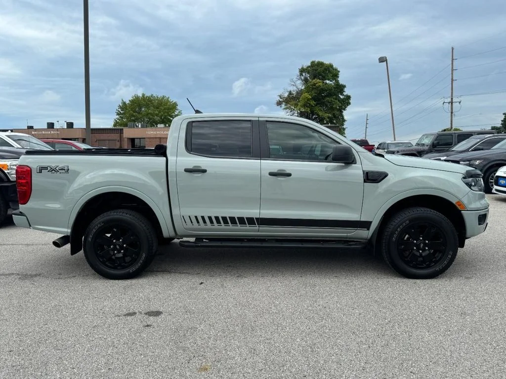 Used 2021 Cactus Green / Gray Ford XLT image 2