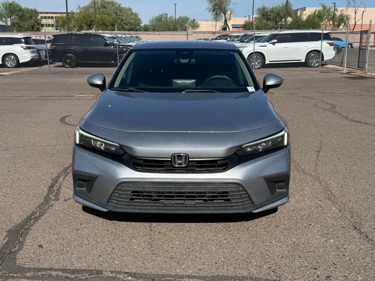 Used 2022  Honda LX image 1