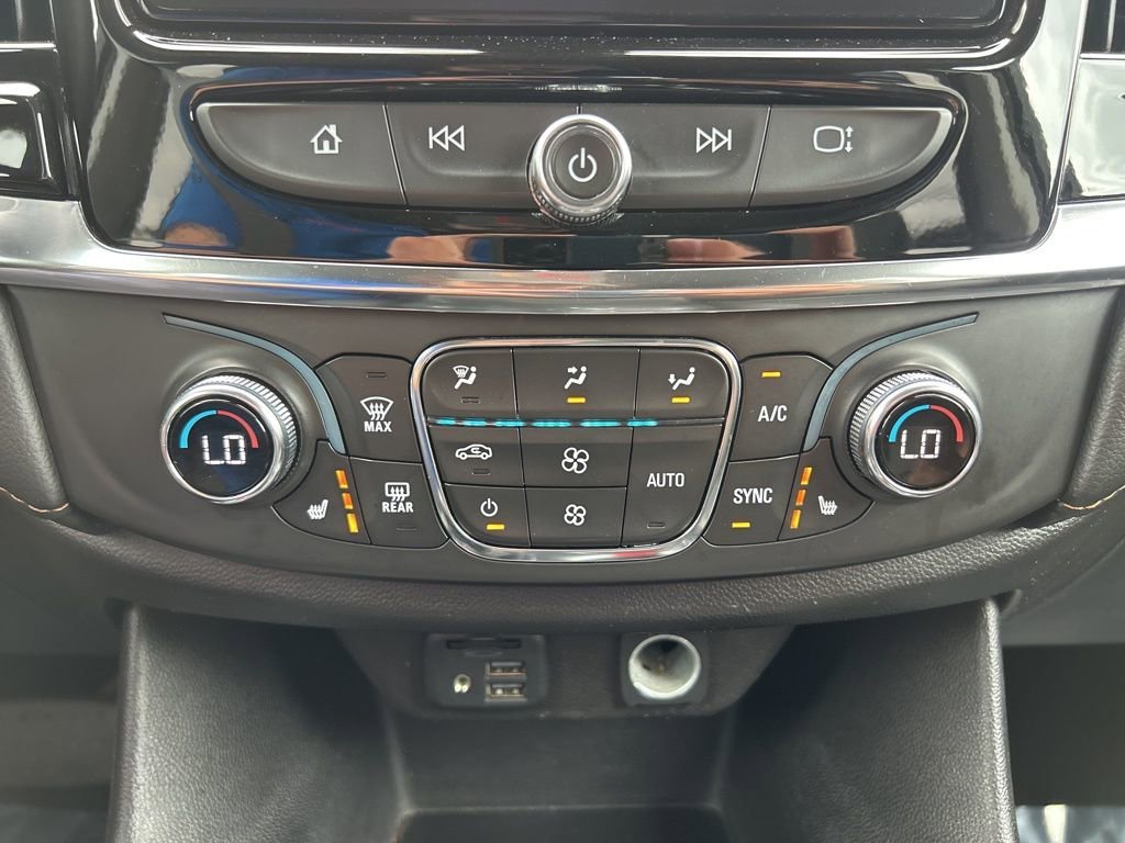 Used 2021 Graphite Metallic Chevrolet LT Leather image 38