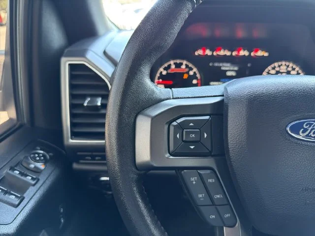 Used 2020 White Ford XLT image 28