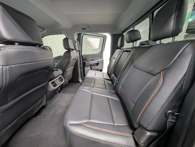New 2026 Glacier Gray Metallic Tri-Coat Ford F-250® Lariat® image 56