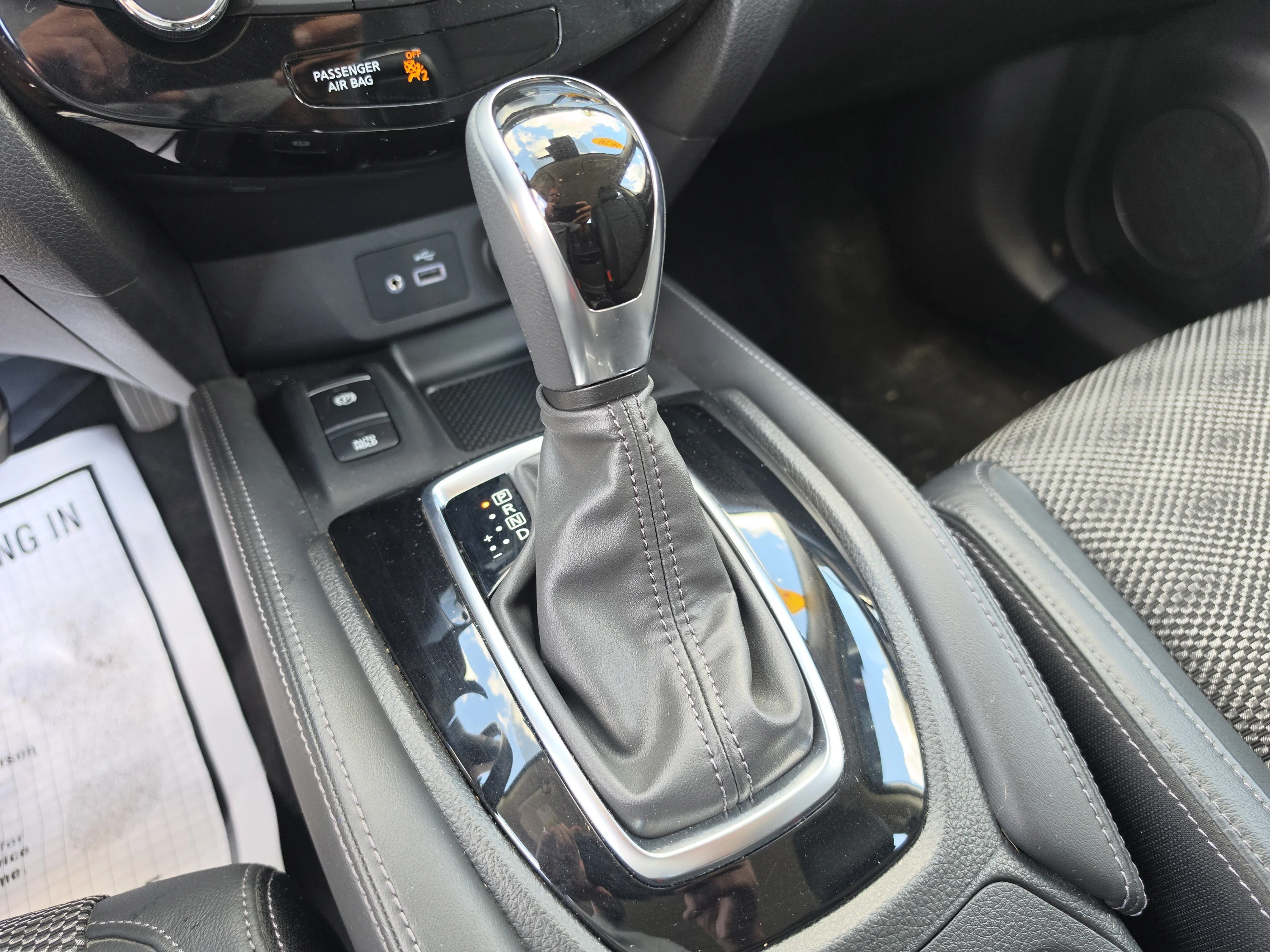 Used 2020 Brilliant Silver Metallic Nissan SV image 30