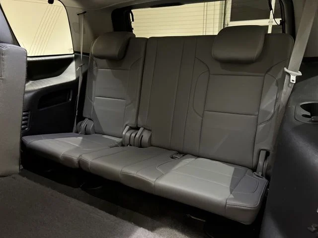 Used 2016 Silver Chevrolet LT image 23
