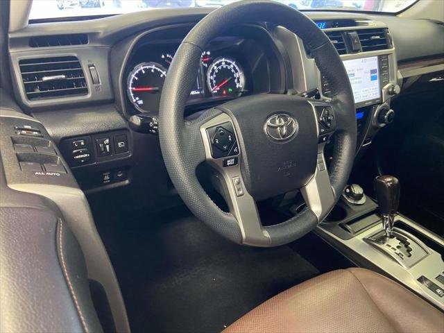 Certified Used 2022 BLIZZARD PEARL Toyota  image 14