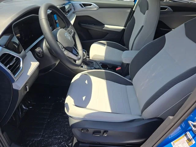 New 2026 Blue Volkswagen 1.5T SE image 6