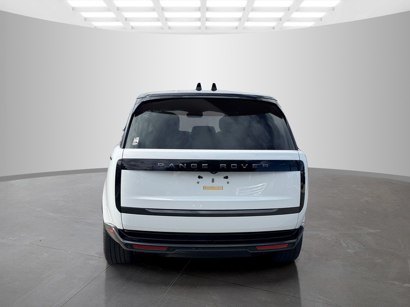 Used 2025 Fuji White Land Rover Autobiography image 6