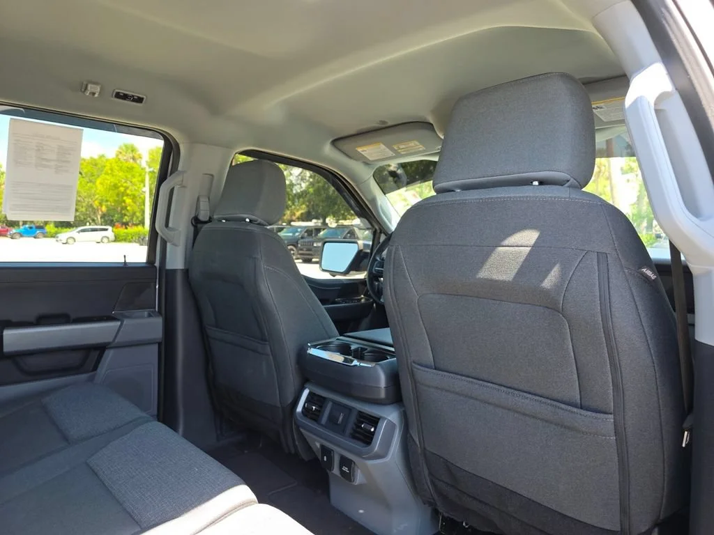 Used 2024 Avalanche Ford XLT image 17