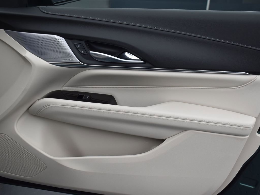 2025 CADILLAC CT4 - Image 25