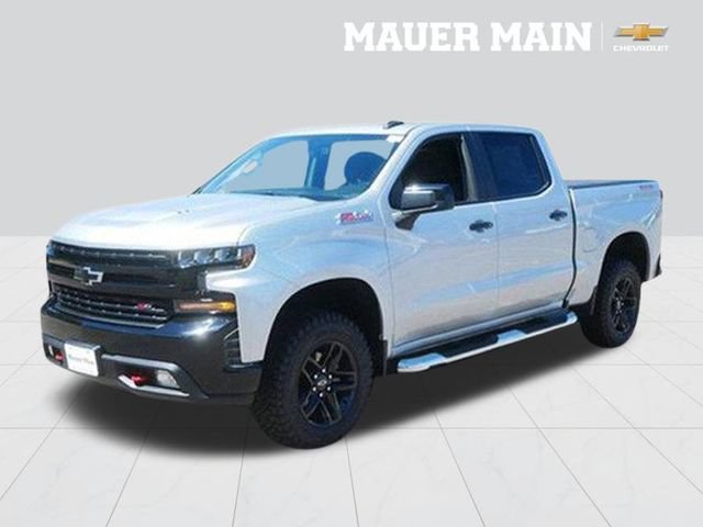 Used 2020 SILVER ICE METALLIC Chevrolet LT Trail Boss image 3