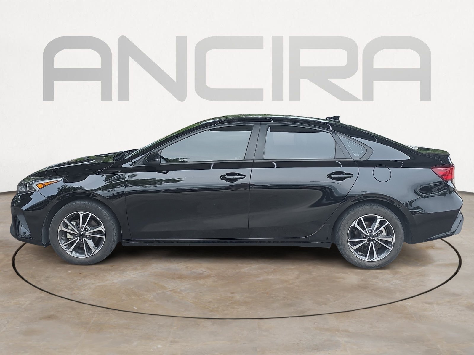 Certified Used 2023 Aurora Black Kia LXS image 5