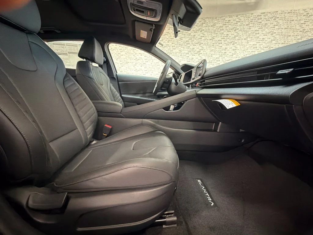 New 2026 Amazon Gray Hyundai SEL Sport image 11