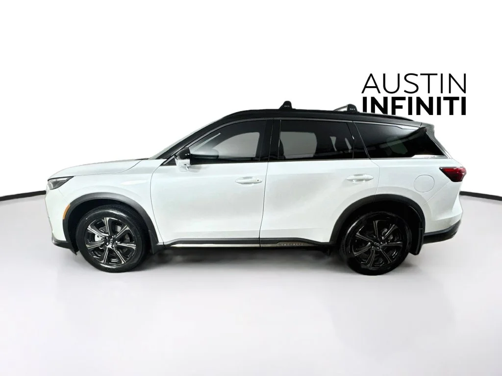 Certified Used 2027 Black INFINITI Autograph image 6