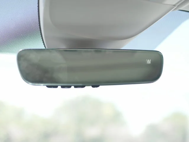 2025 Volkswagen Taos SEL - Photo 27