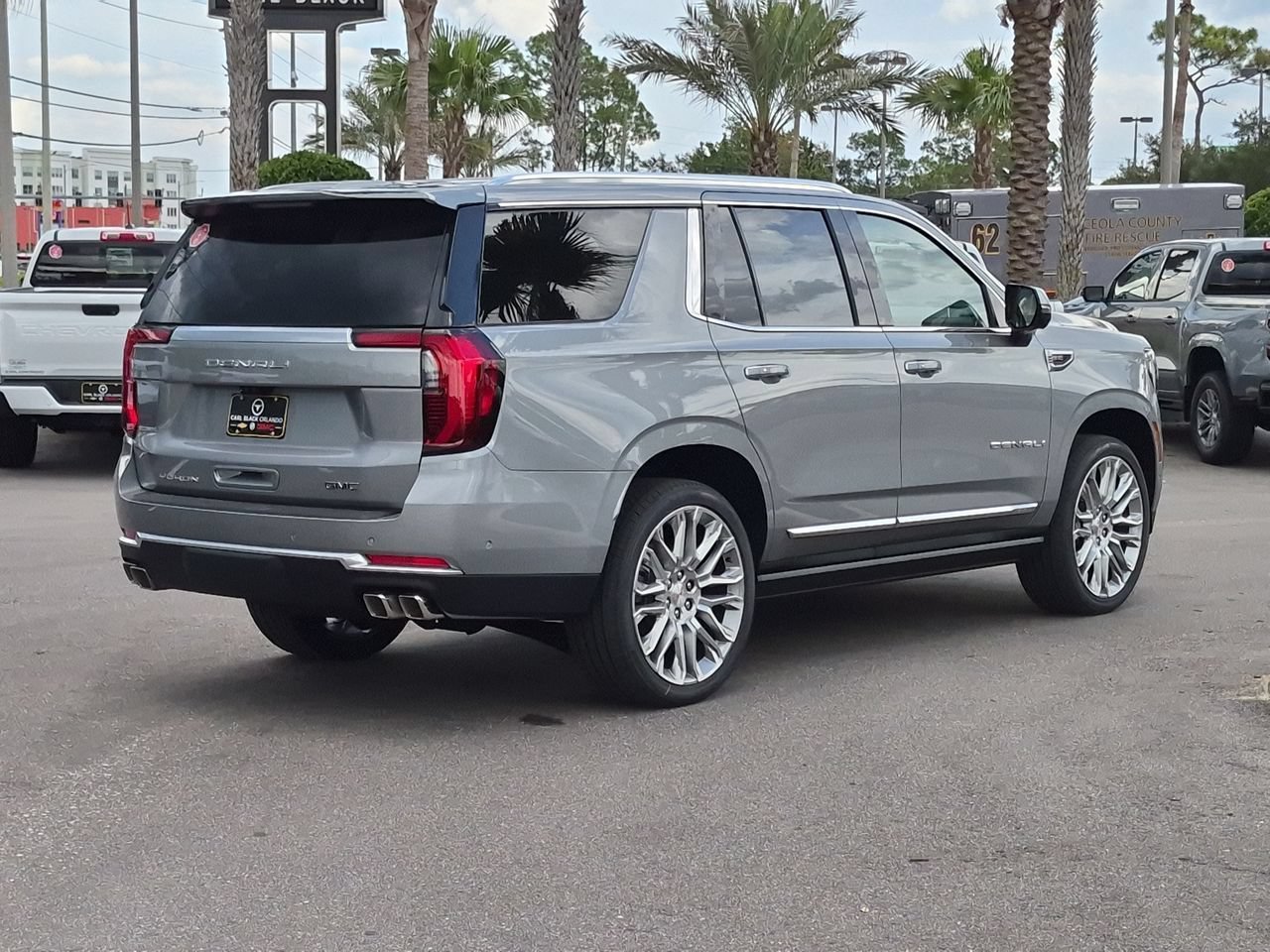 2026 GMC Yukon Denali - Photo 8