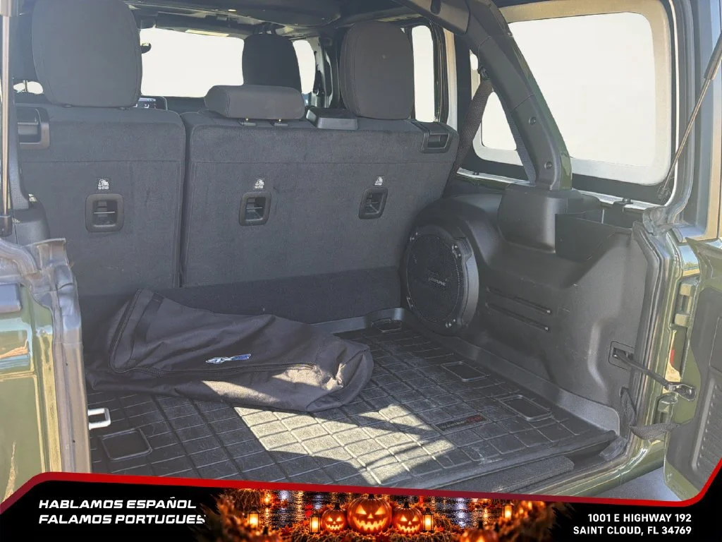 Used 2024 Green Jeep Rubicon 4xe image 19
