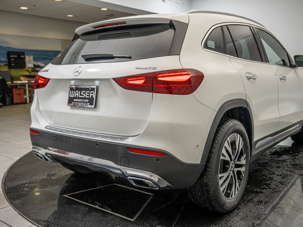 Used 2026 Polar White Mercedes-Benz GLA 250 image 18