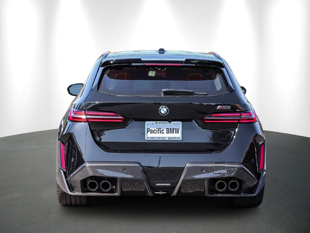 2027 BMW M5 photo 5