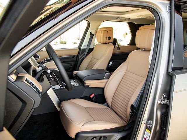 2025 Land Rover Discovery Metropolitan Edition - Photo 13