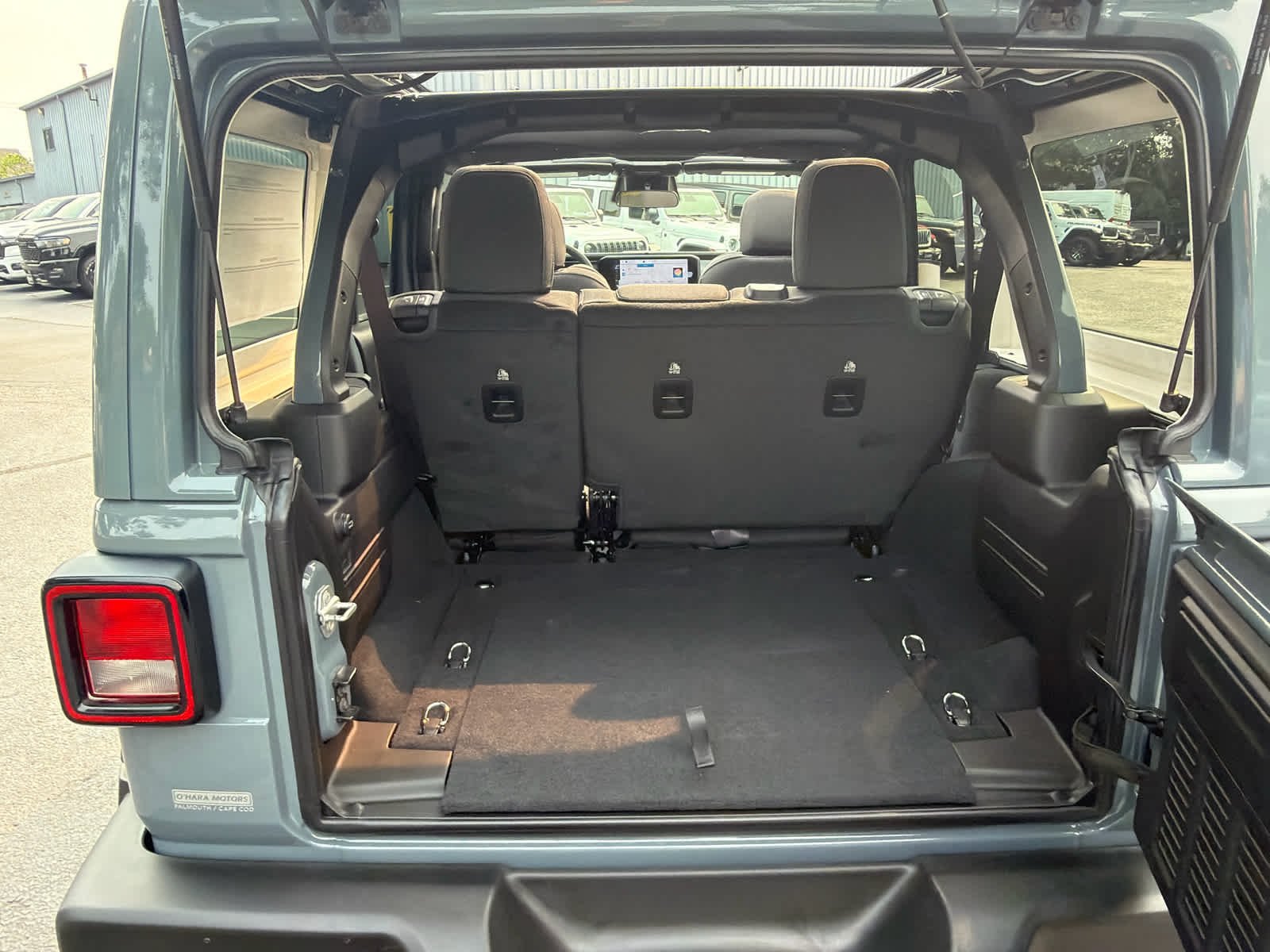 New 2026 Anvil Clearcoat Jeep Sport S image 17