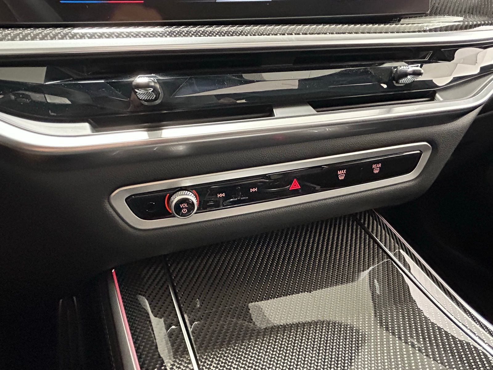 New 2026 Black Sapphire Metallic BMW M60i image 19