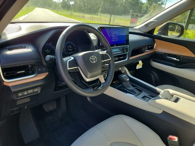 Used 2025 Red Toyota Limited image 19
