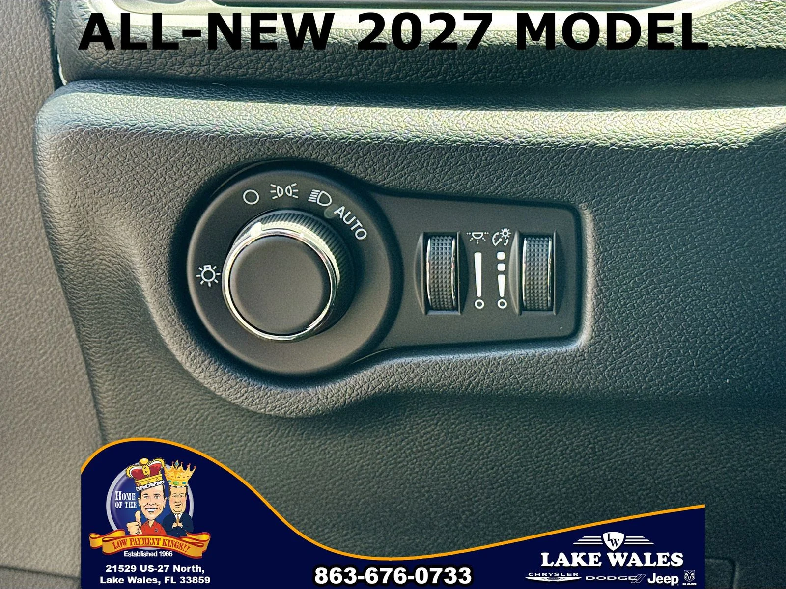 New 2027 Diamond Black Crystal Pearl-Coat Exterior Paint Chrysler  image 9
