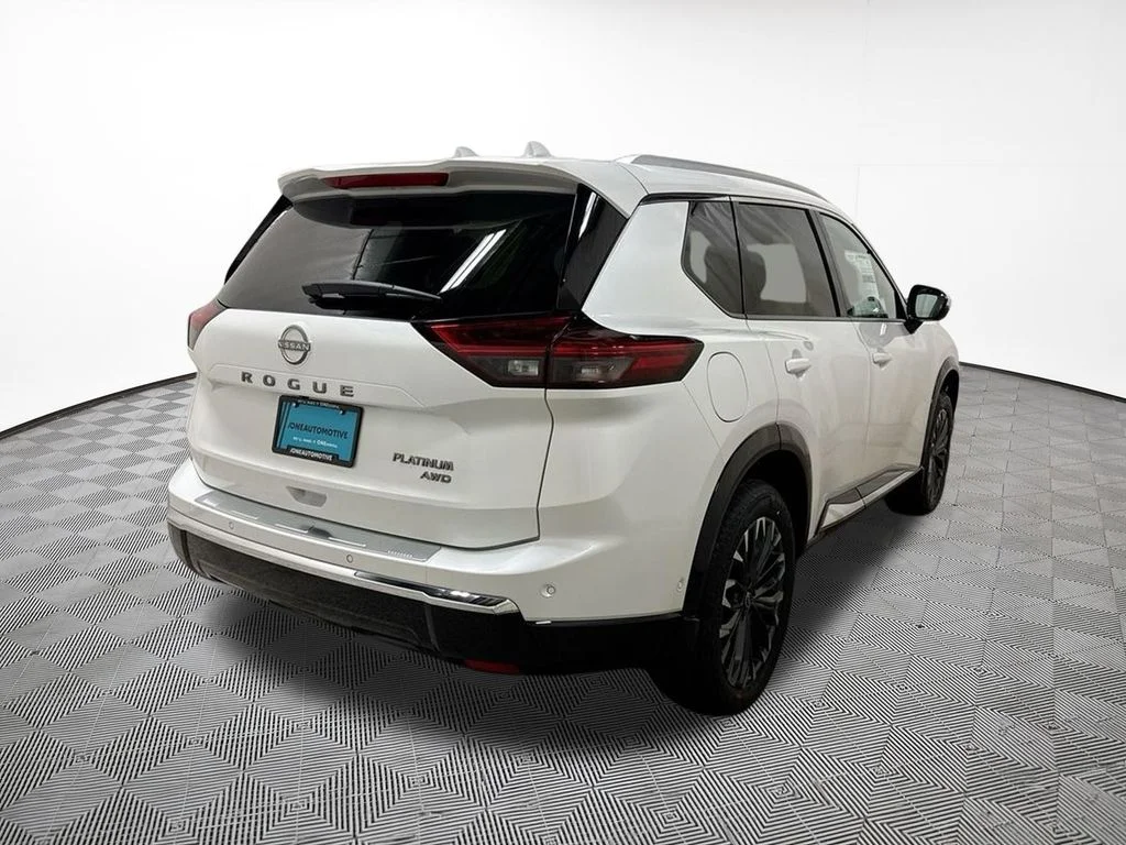 2026 Nissan Rogue Platinum - Photo 11