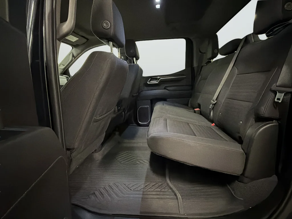 Used 2022 Gray Chevrolet LT image 16