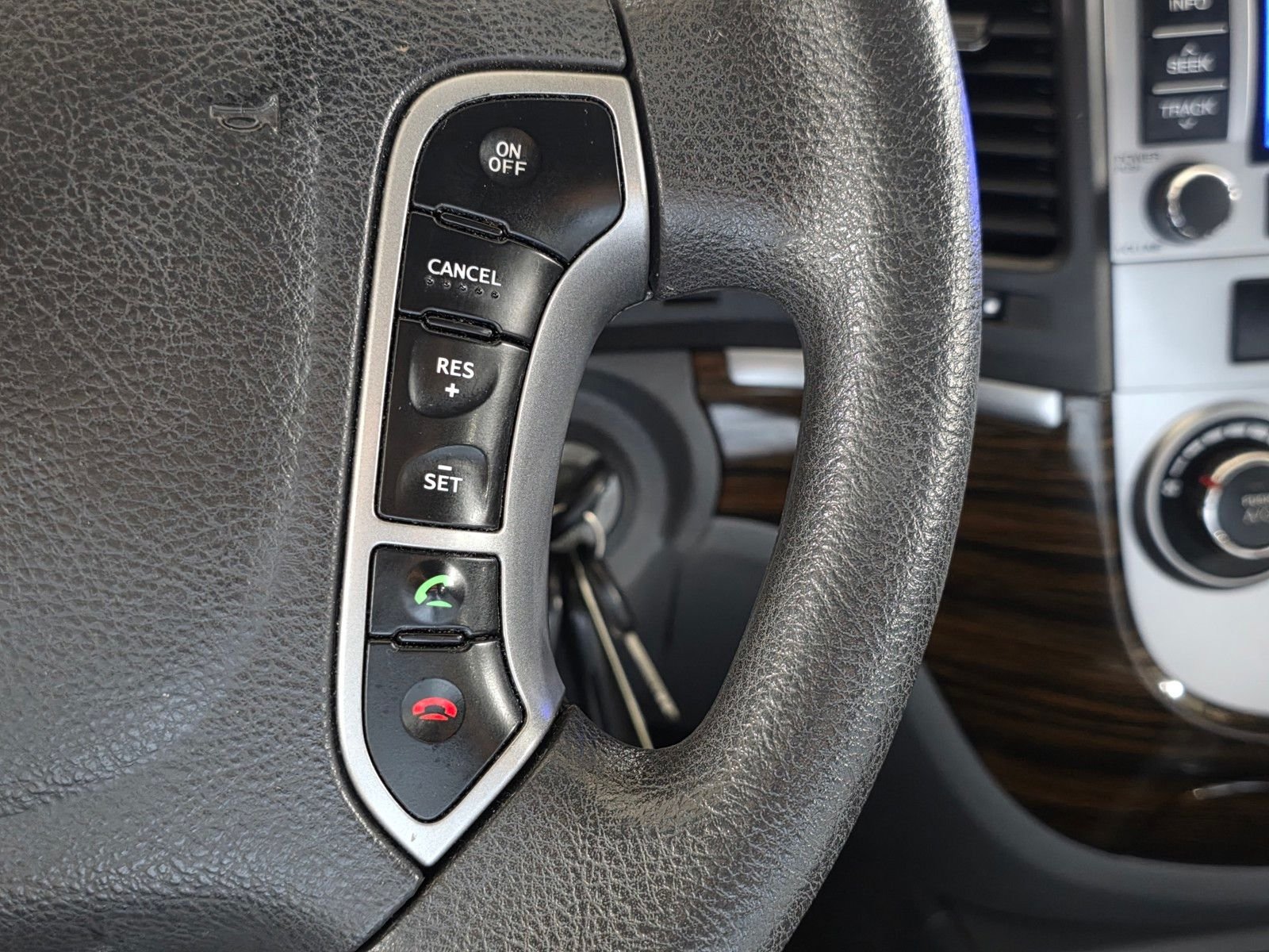 Used 2011 Mineral Gray Hyundai GLS image 29
