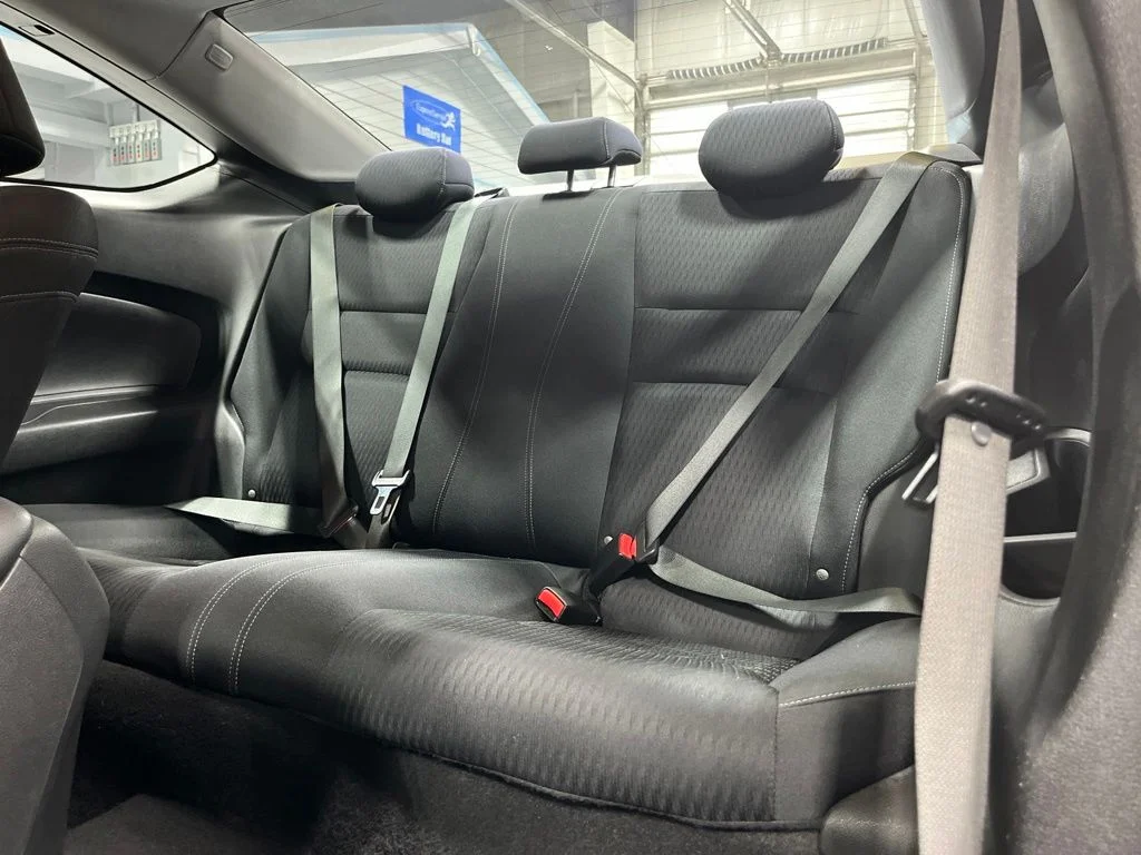 Used 2015 Crystal Black Pearl Honda EX-L image 31