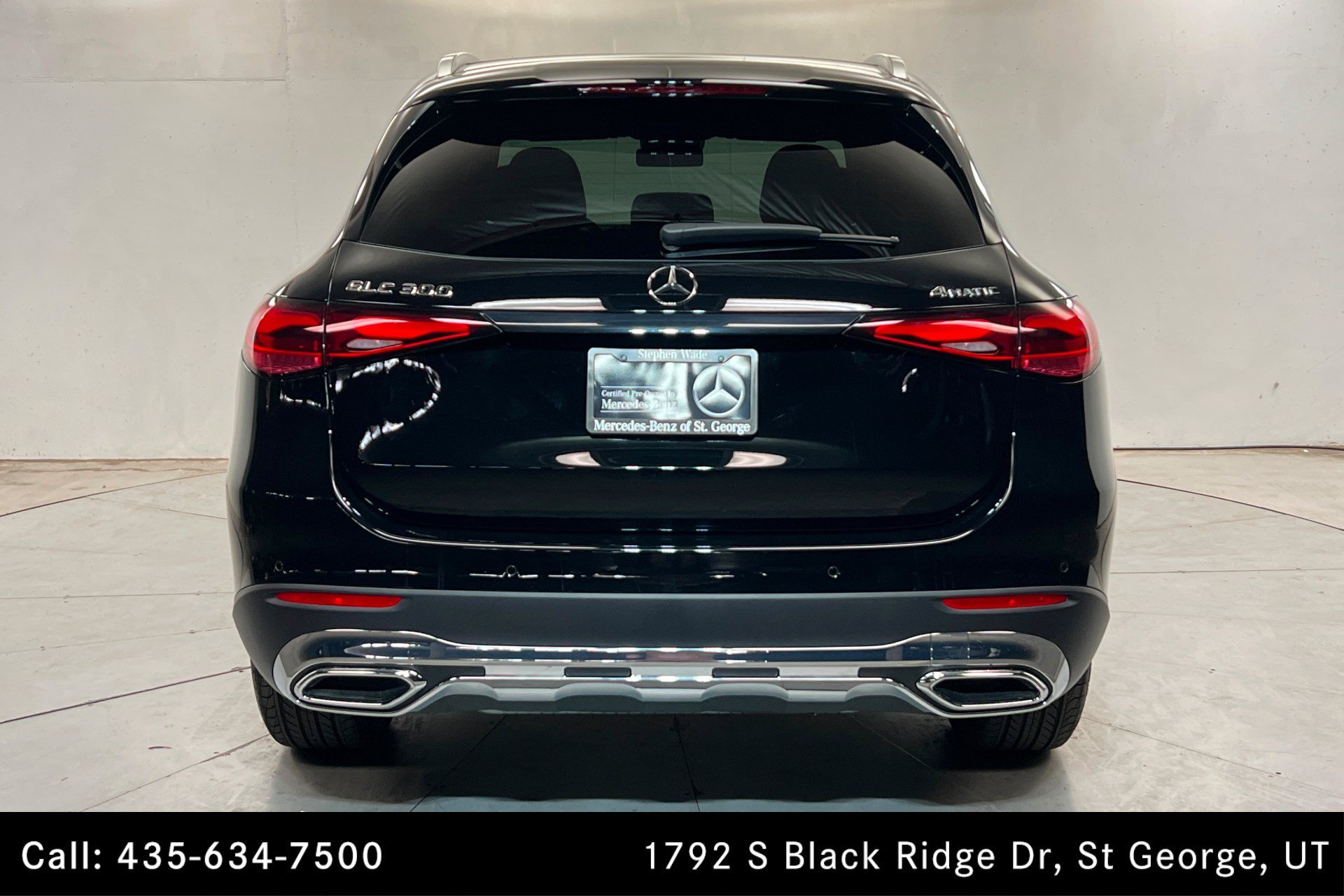 Certified Used 2026 Black Mercedes-Benz GLC 300 image 5