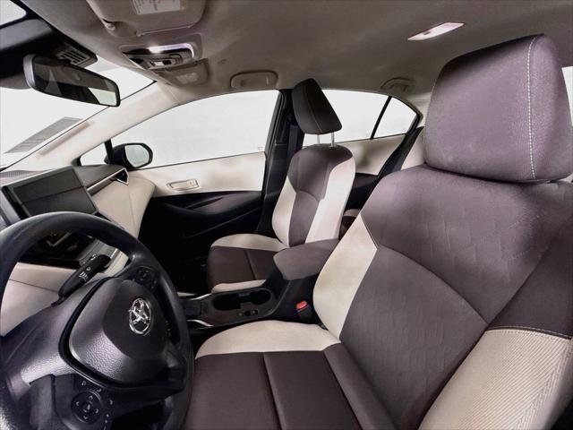 Certified Used 2025 RED MC. Toyota  image 3