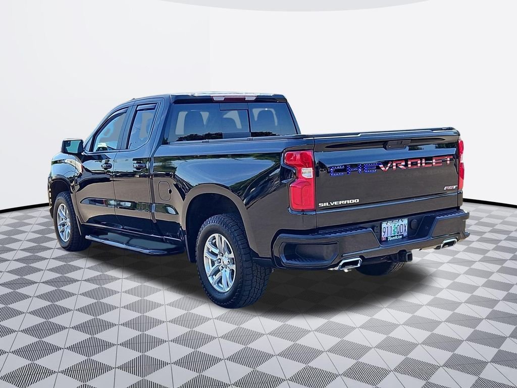 Used 2020 Black Chevrolet RST image 4