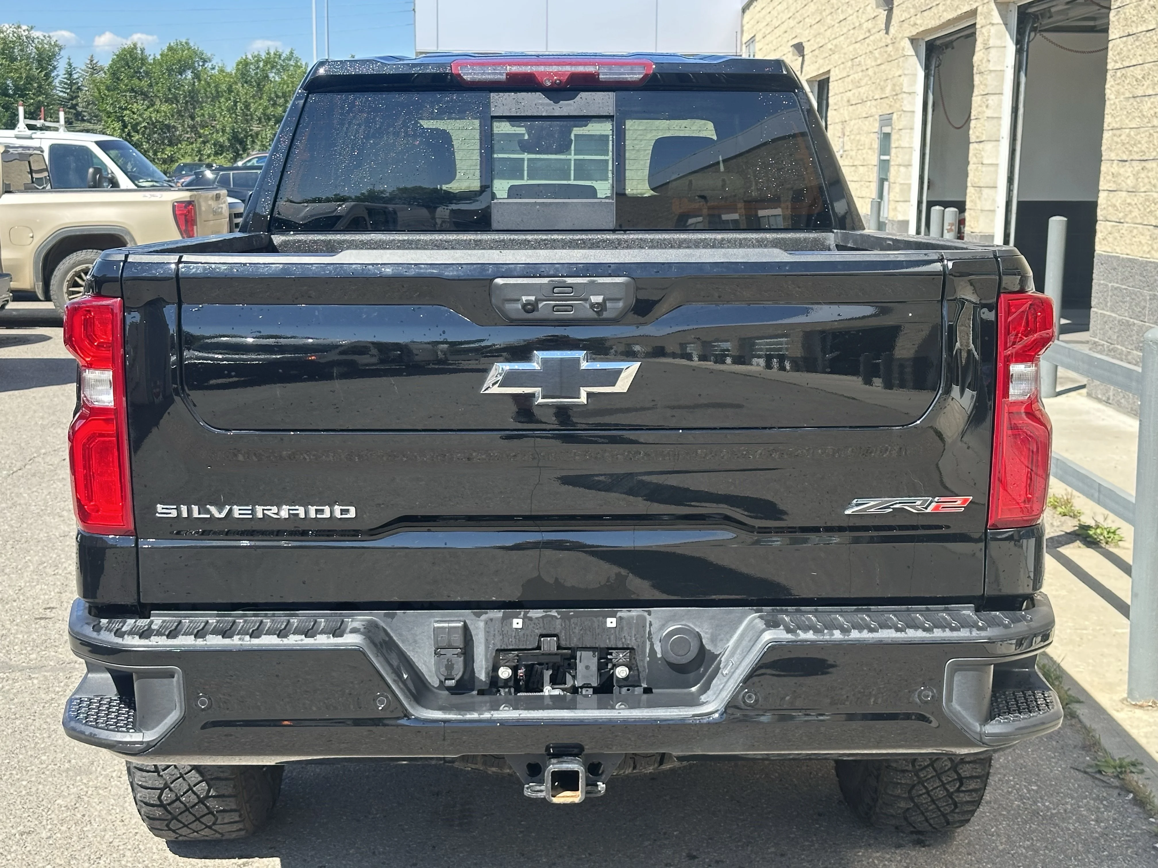 Certified Used 2025  Chevrolet ZR2 image 5