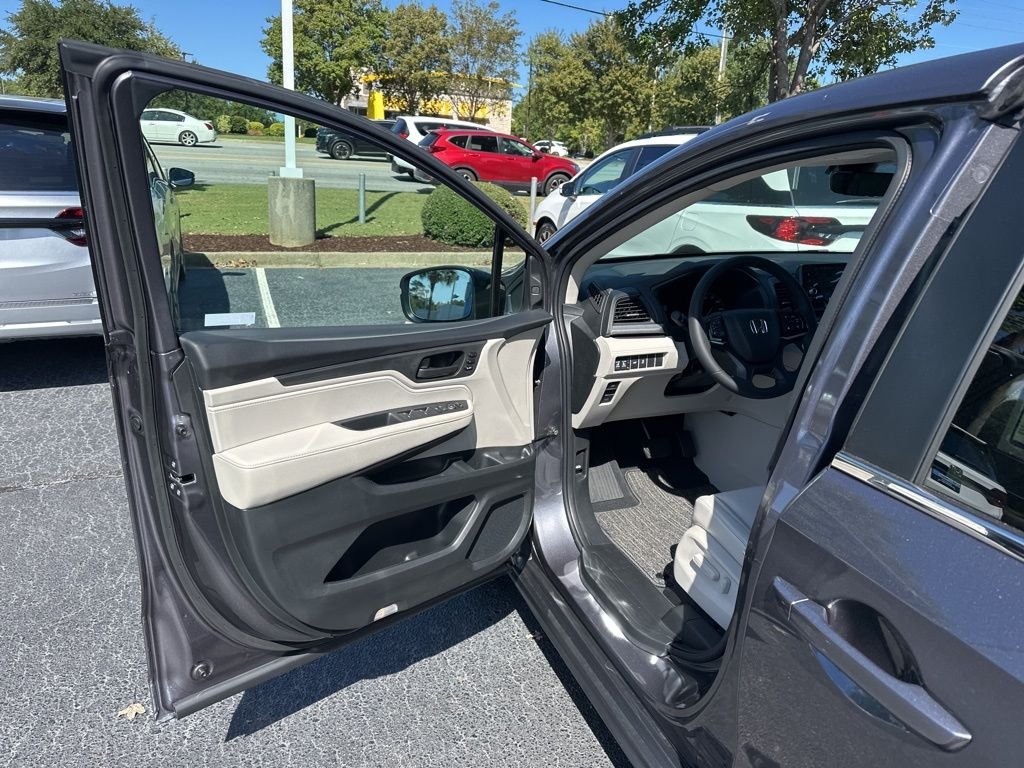 2026 Honda Odyssey EX-L - Photo 18