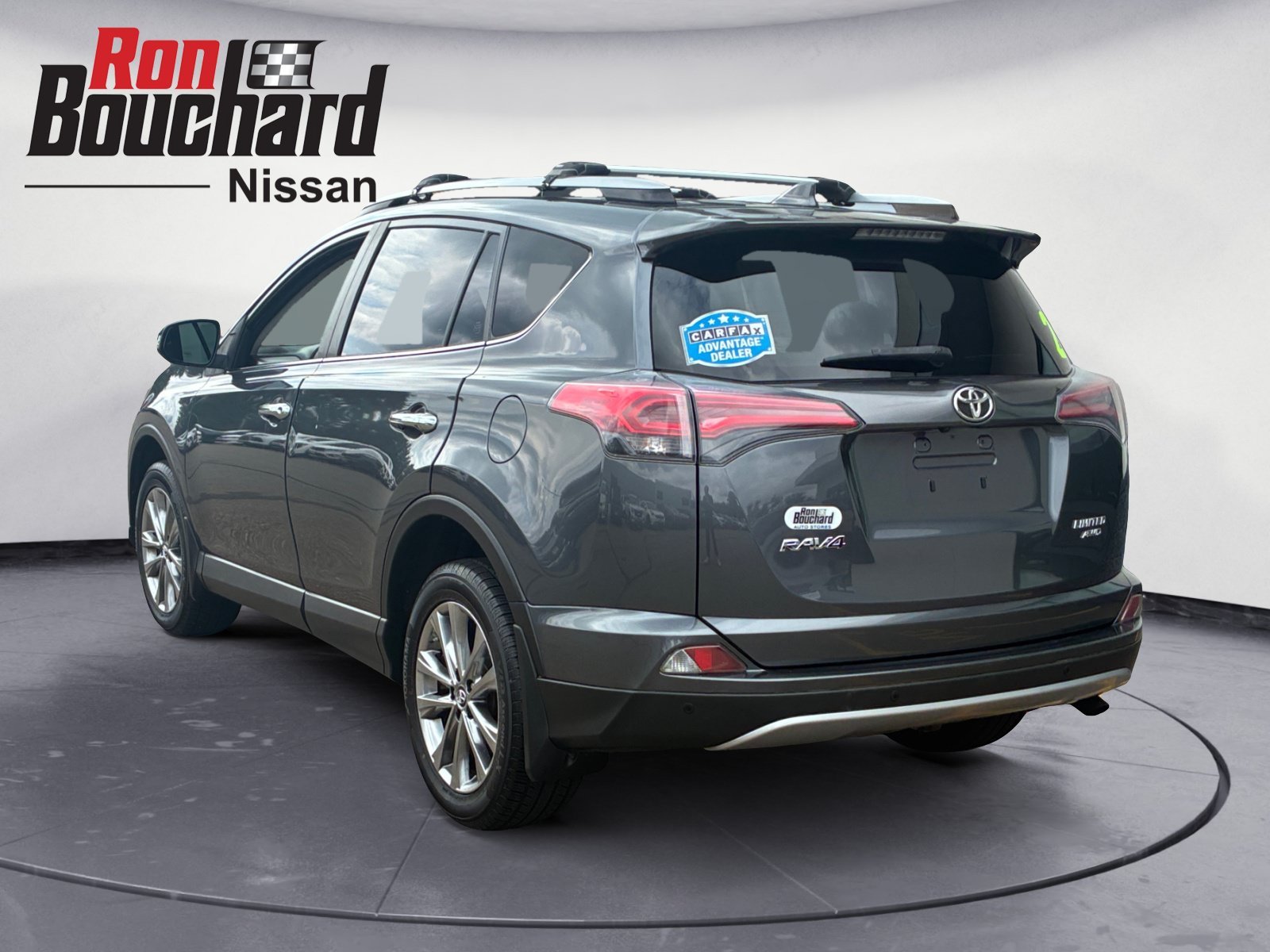 Used 2017 Magnetic Gray Metallic Toyota Limited image 4