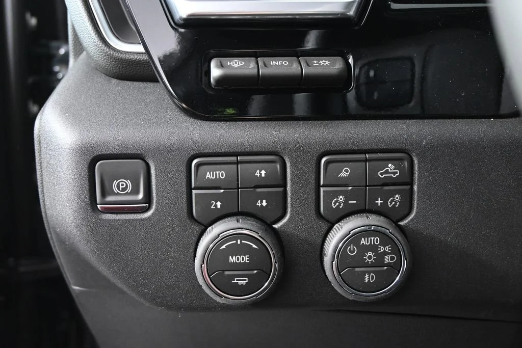 2026 Chevrolet Silverado 3500 HD LTZ - Photo 23