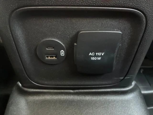 Used 2024 Oxford White Ford Outer Banks image 29