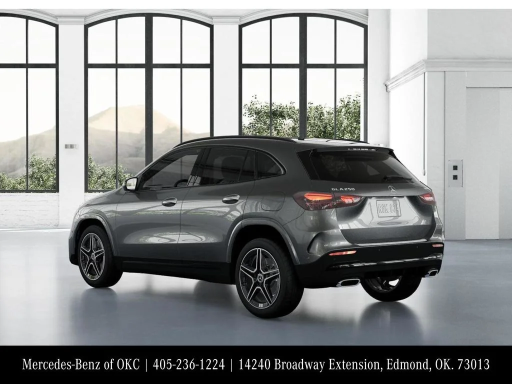 Used 2026 Gray Mercedes-Benz GLA 250 image 29