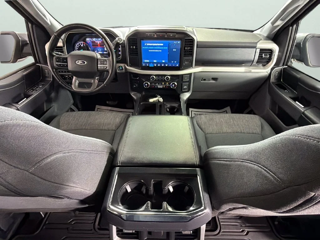 Used 2021 Silver Ford XLT image 32