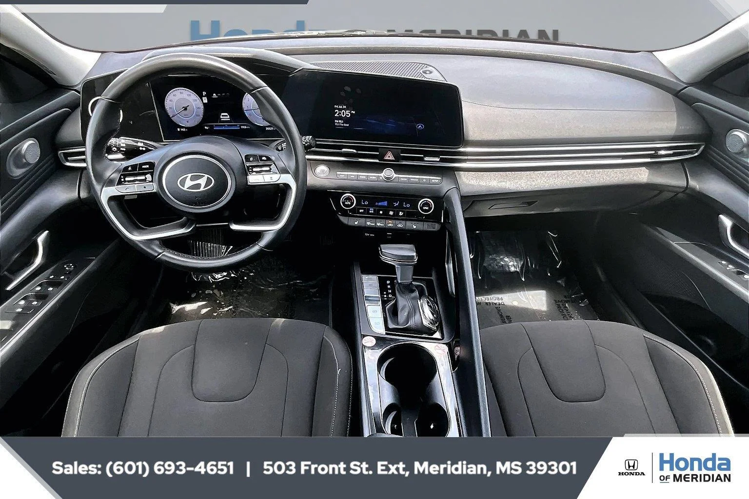 Used 2025 Fluid Metal Hyundai SEL Convenience image 13