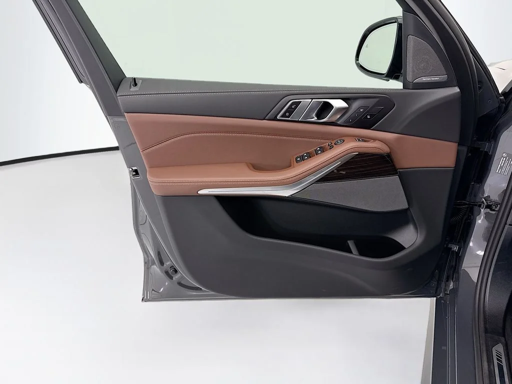 New 2026 Gray BMW xDrive40i image 23