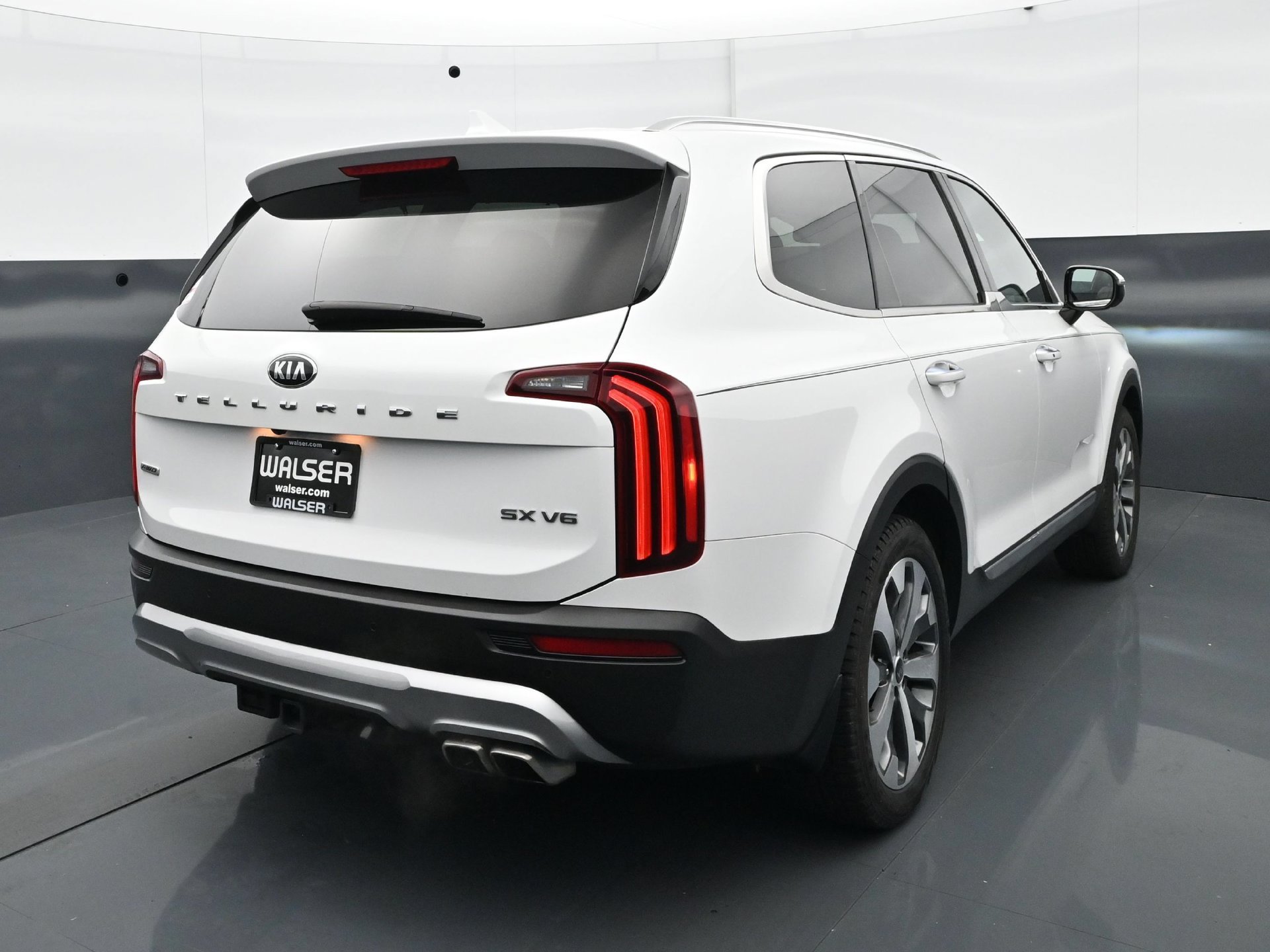 Used 2020 Snow White Pearl Kia SX AWD image 6
