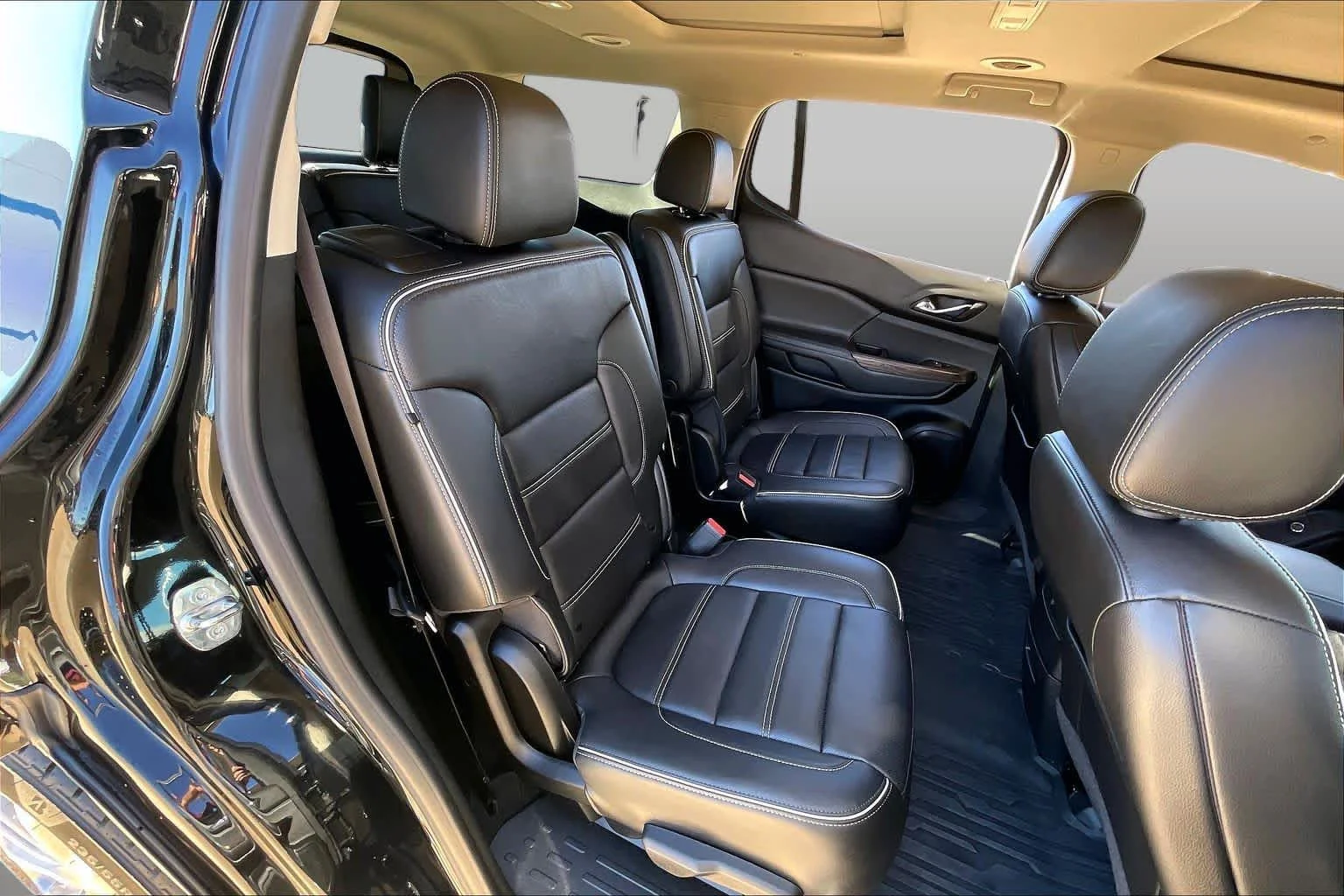 Used 2023 Ebony Twilight Metallic GMC Denali image 19