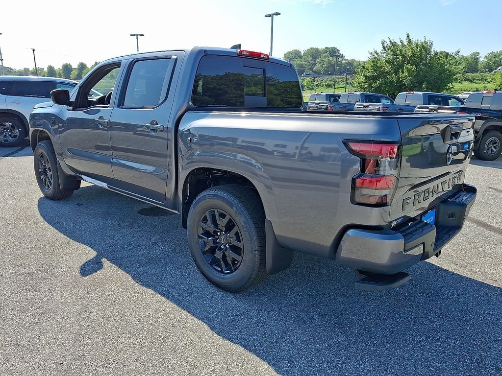 New 2026 Gun Metallic Nissan Crew Cab SV image 3