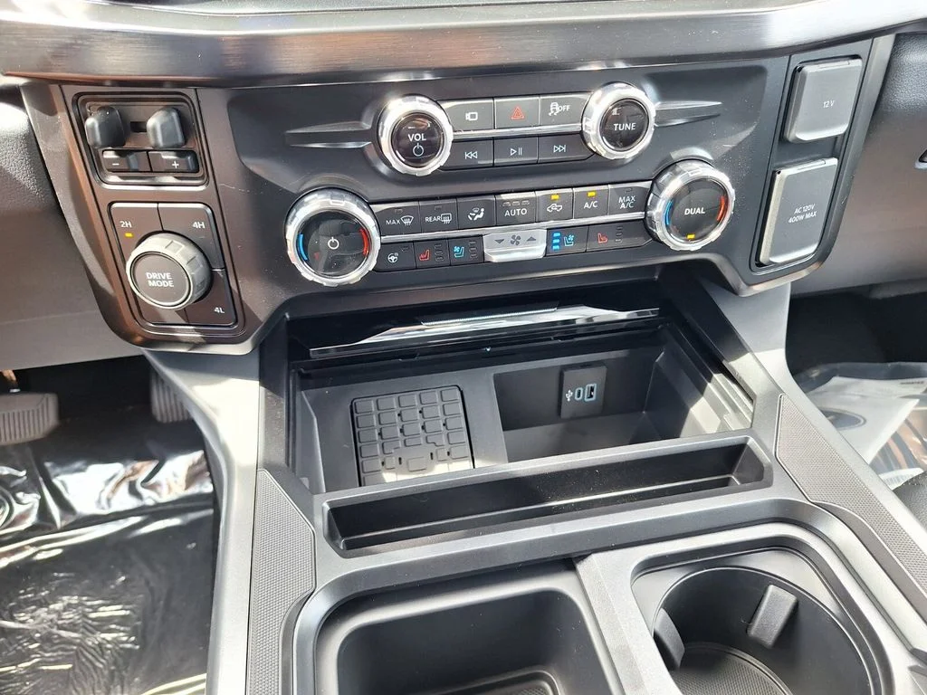New 2026 Avalanche Ford F-350® Lariat® image 20