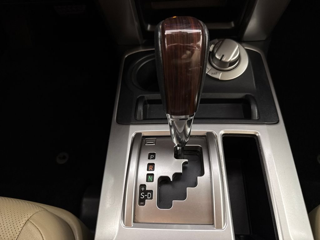 2019 Toyota 4Runner Limited - Photo 18